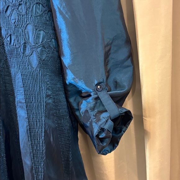 Puli Peacock Blue Women's Top, XL, satin, holiday, festive, dramatic collar - Picture 5 of 6